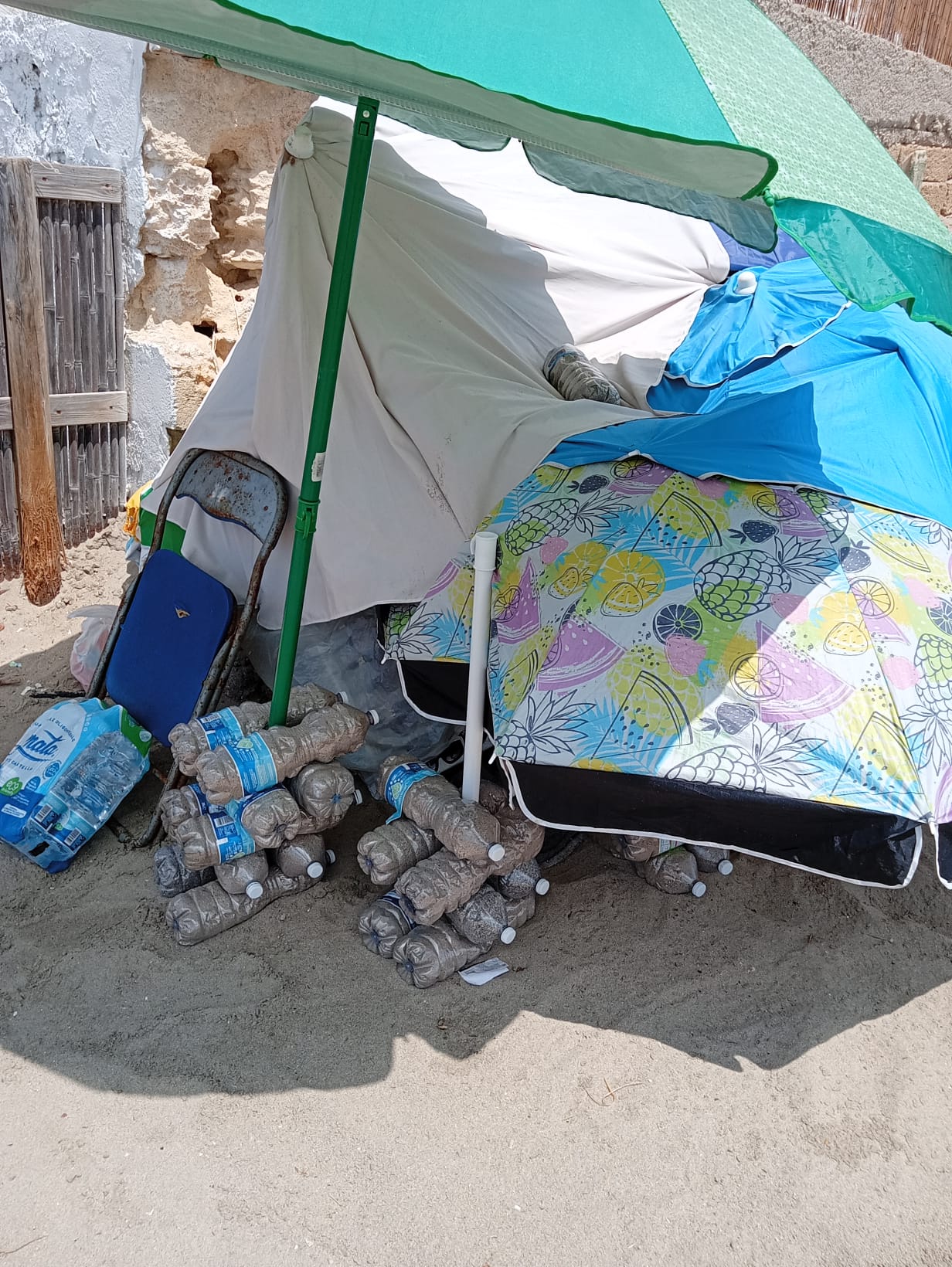 Beach umbrellas, sunbeds, towels, inflatables and beach games sold by Aziz in Gallipoli